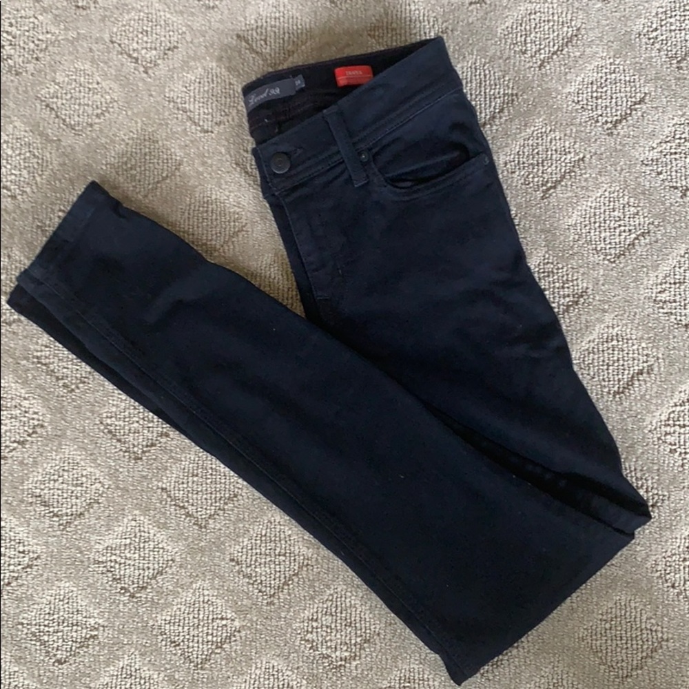 Black high rise skinny jean